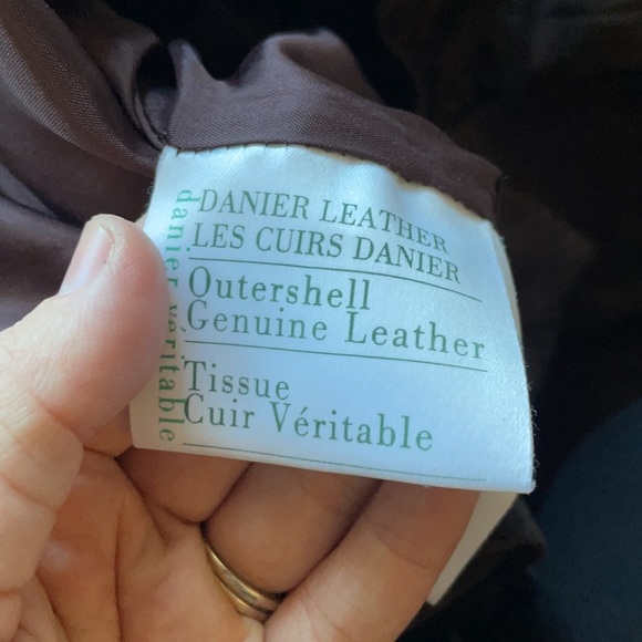 Danier genuine leather high waisted pants - Picture 4 of 7